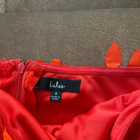 Lulu's Red Dress - Picture 2 of 3